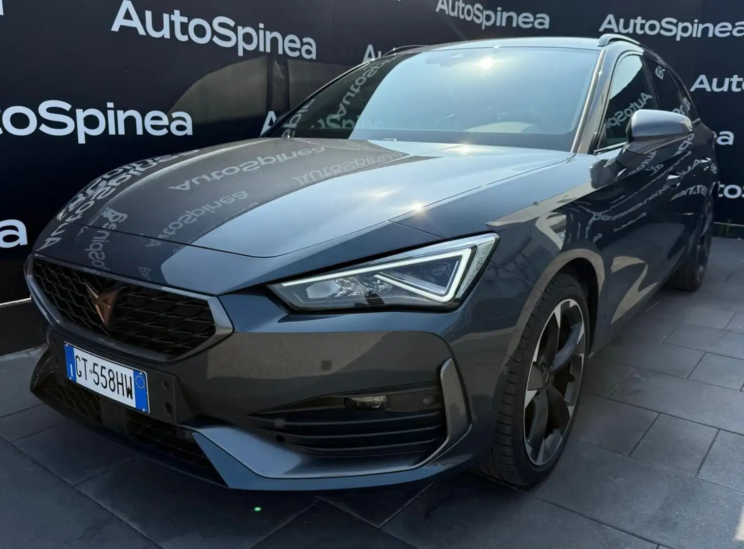 CUPRA Leon Sportstourer 1.5 Hybrid 150 CV DSG Grigio - 1