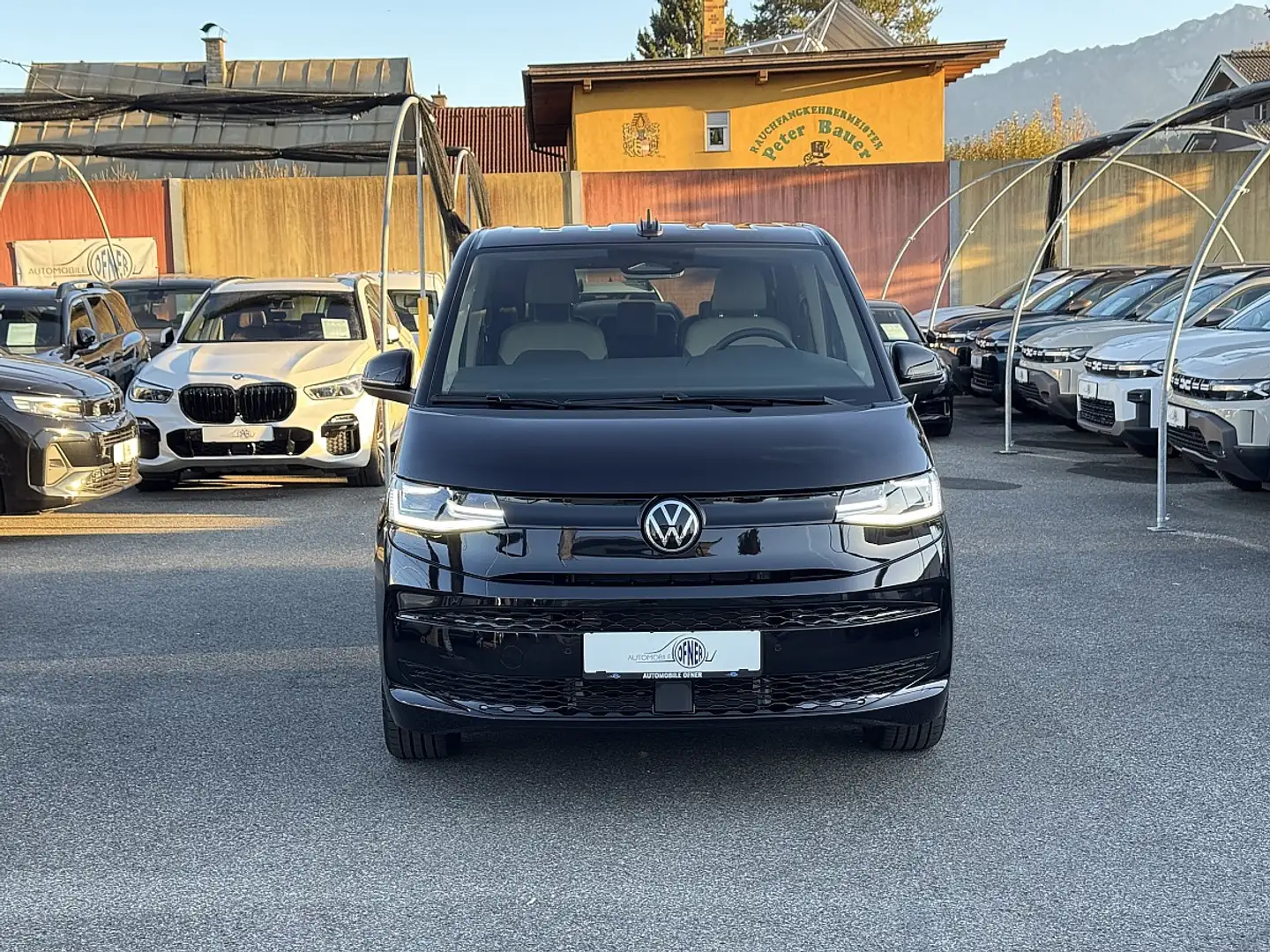 Volkswagen T7 Multivan 1,5 TSI eHybrid PHEV Business DSG 4MOT... Schwarz - 2