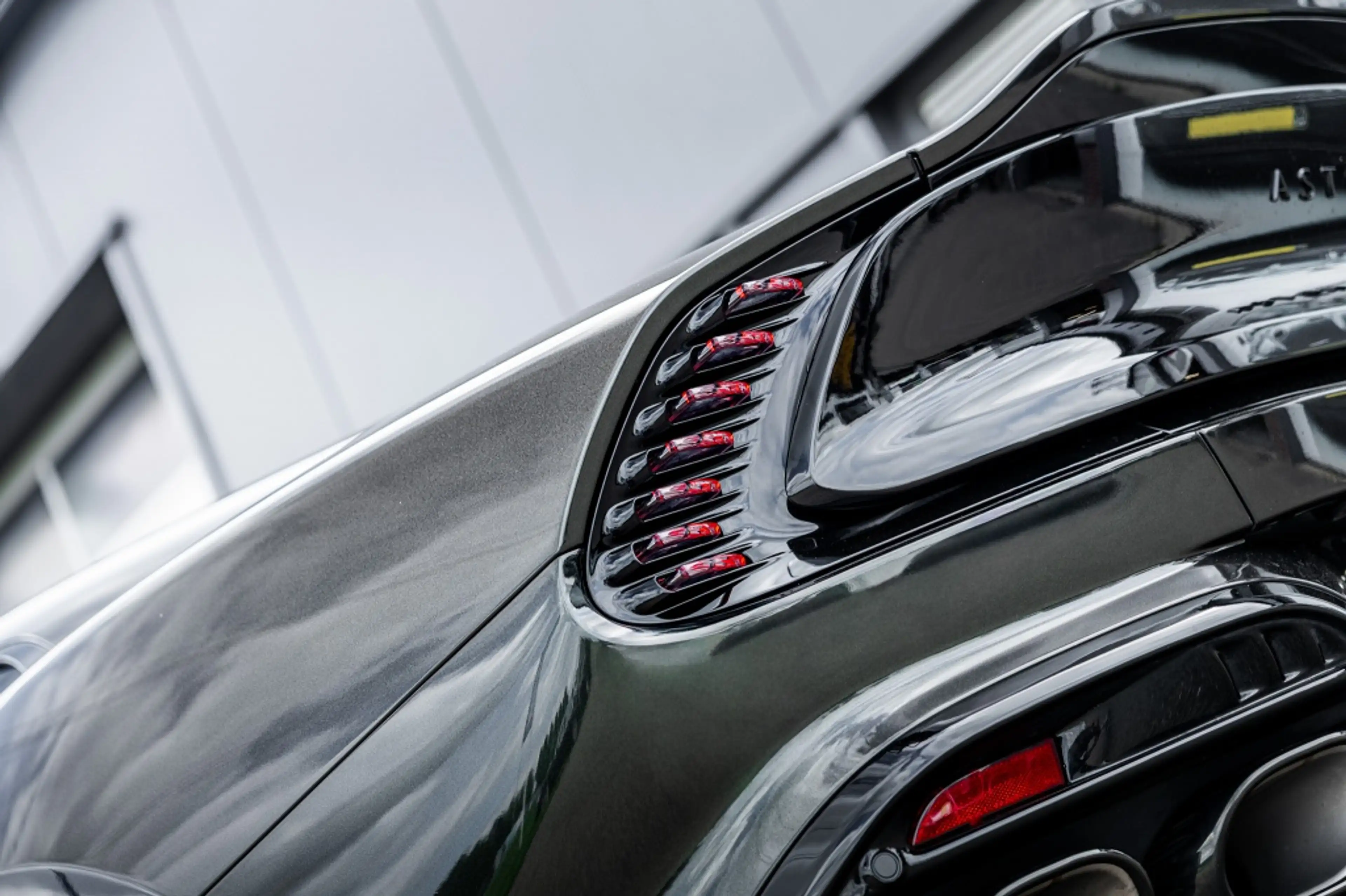 Aston Martin Vanquish Onbekend — photo 8