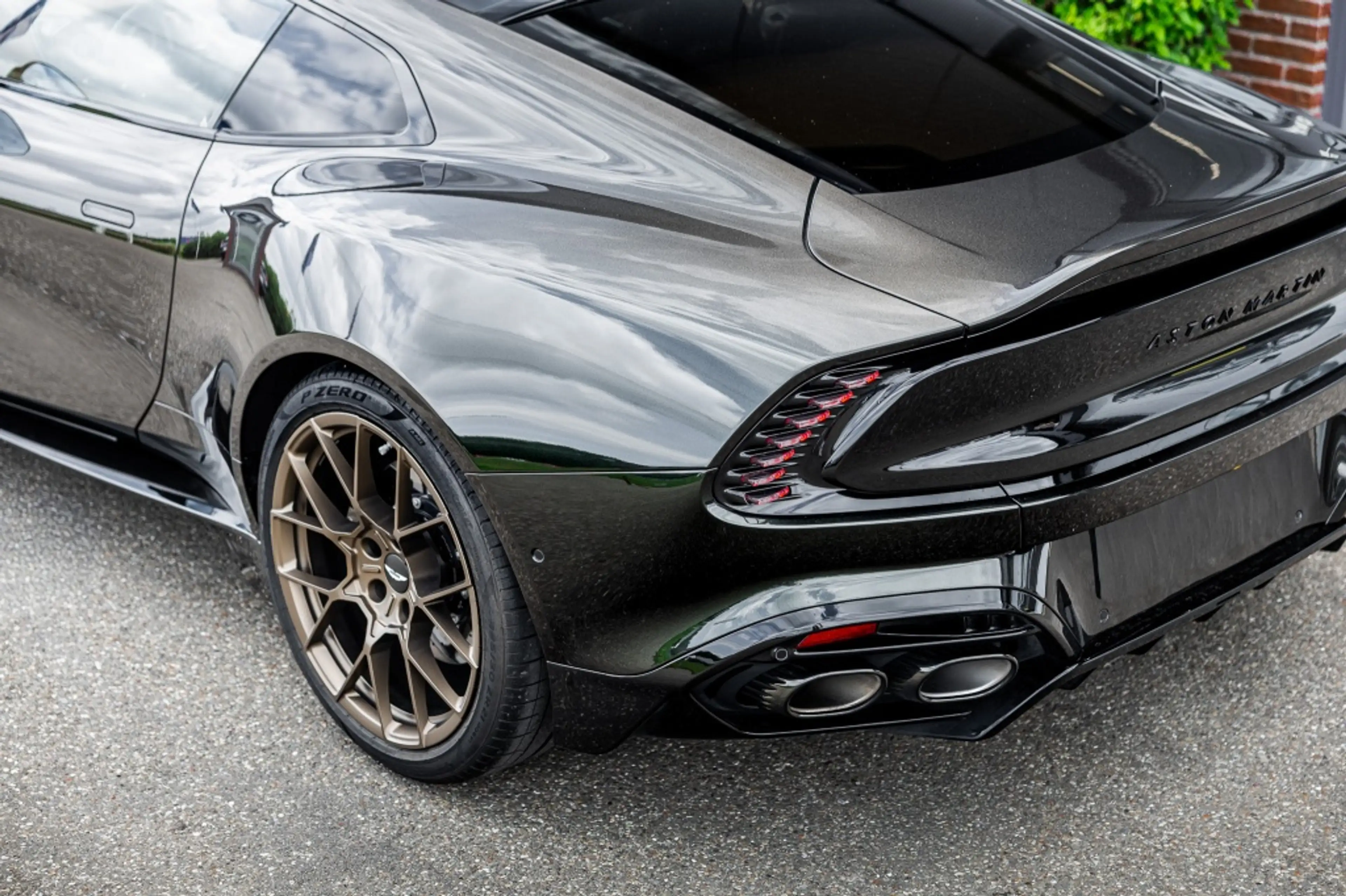 Aston Martin Vanquish Onbekend — photo 12