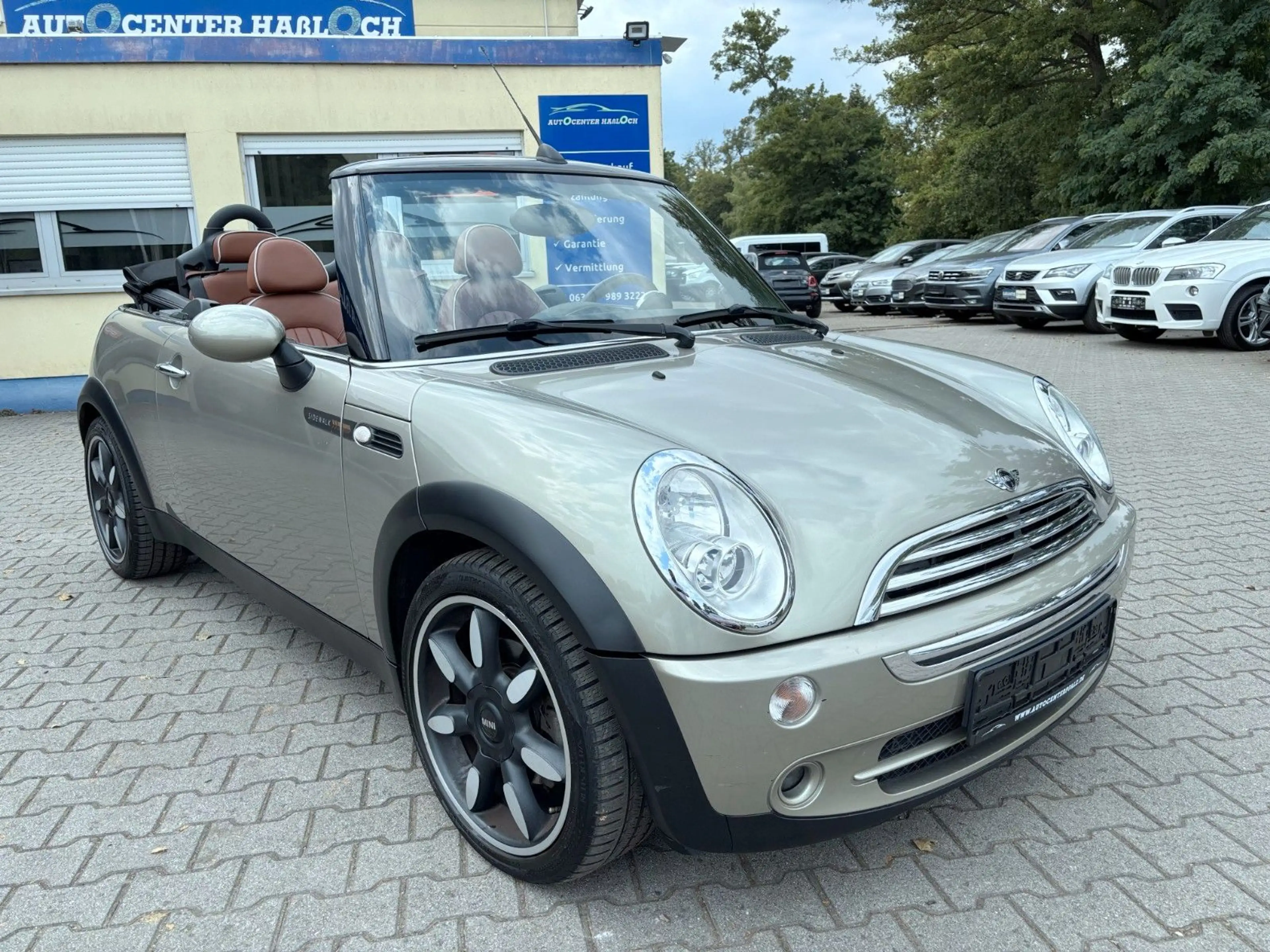 MINI Cooper Cabrio Sidewalk*LEDER*TEMP.*H&K*PDC*17" — photo 9