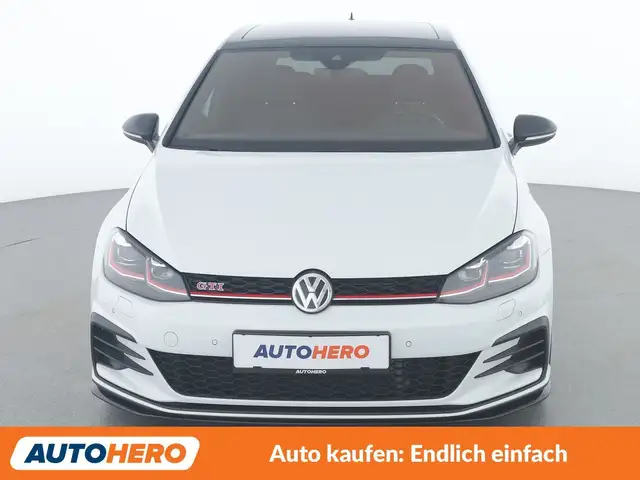 Volkswagen Golf view 9