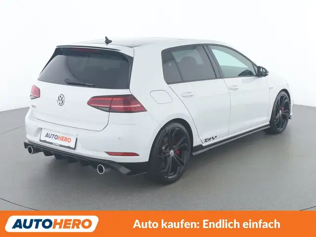Volkswagen Golf view 6