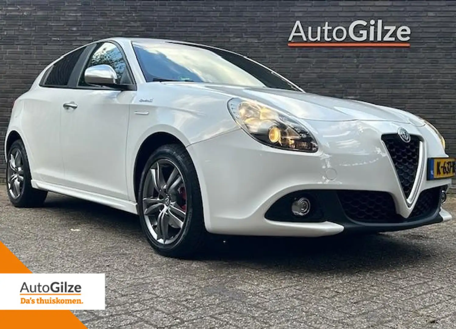 Alfa Romeo Giulietta 1.4 Turbo MultiAir Super 150PK l Navigatie l Wit - 1
