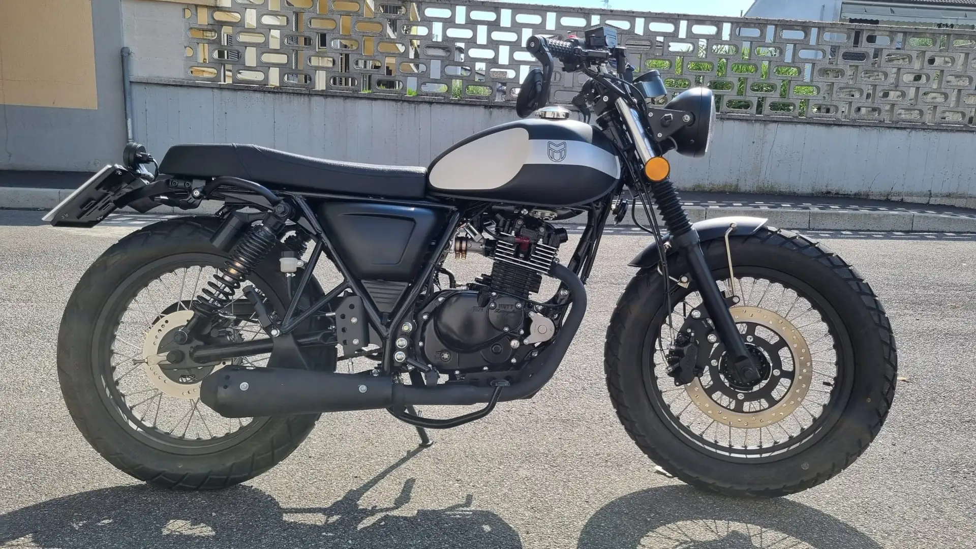 Mutt Motorcycles GT-SR Grigio - 1