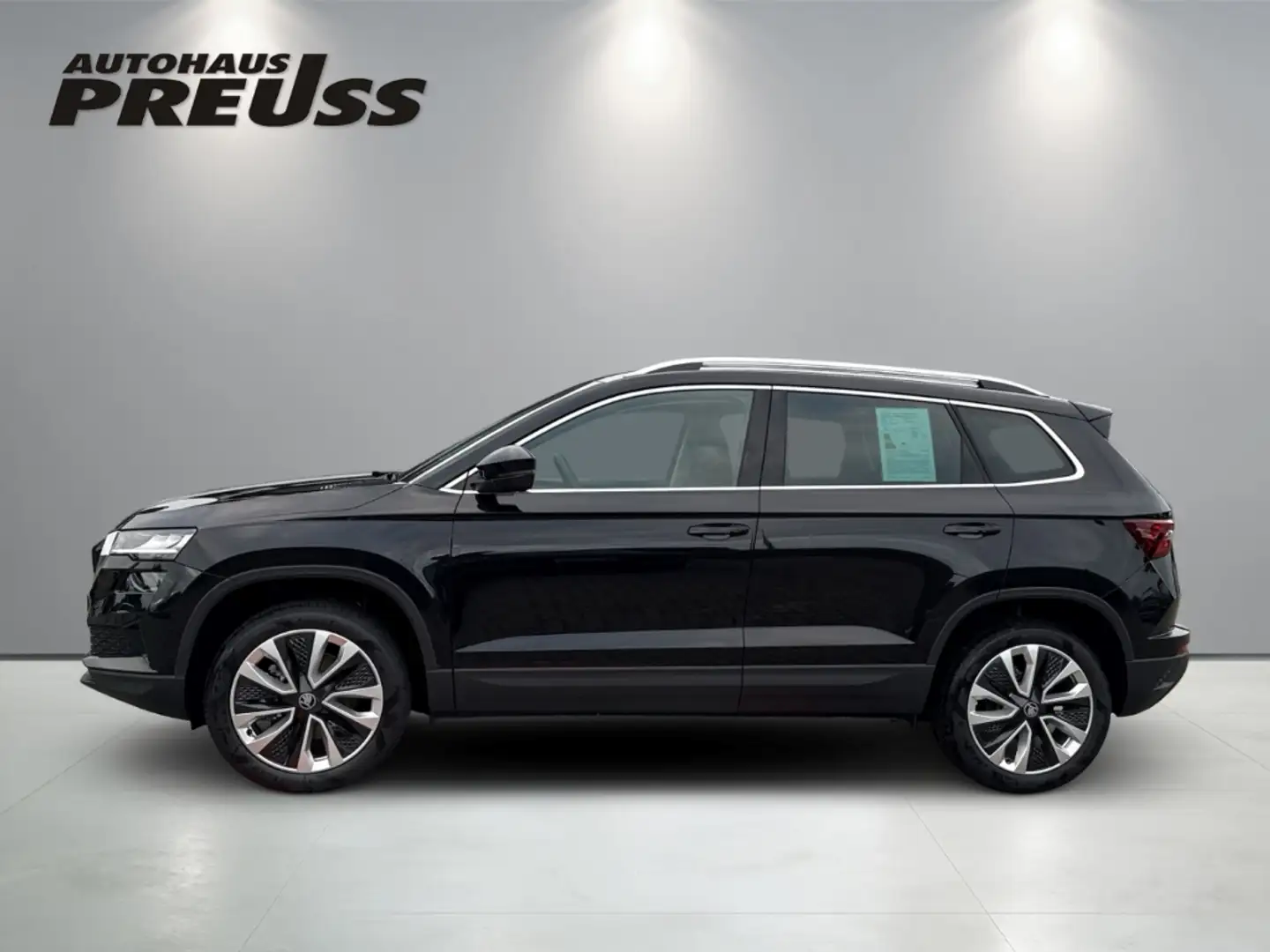 Skoda Karoq Selection 1.5 TSI DSG ACT Schwarz - 2