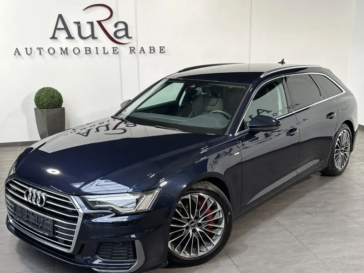 Audi A6 Avant 55 TFSIe Quattro S-Line NAV+LED+CARPLAY Blue - 1
