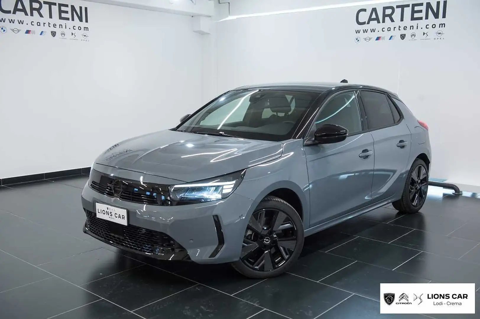 Opel Corsa-e 156 CV 5 porte GS Gri - 1