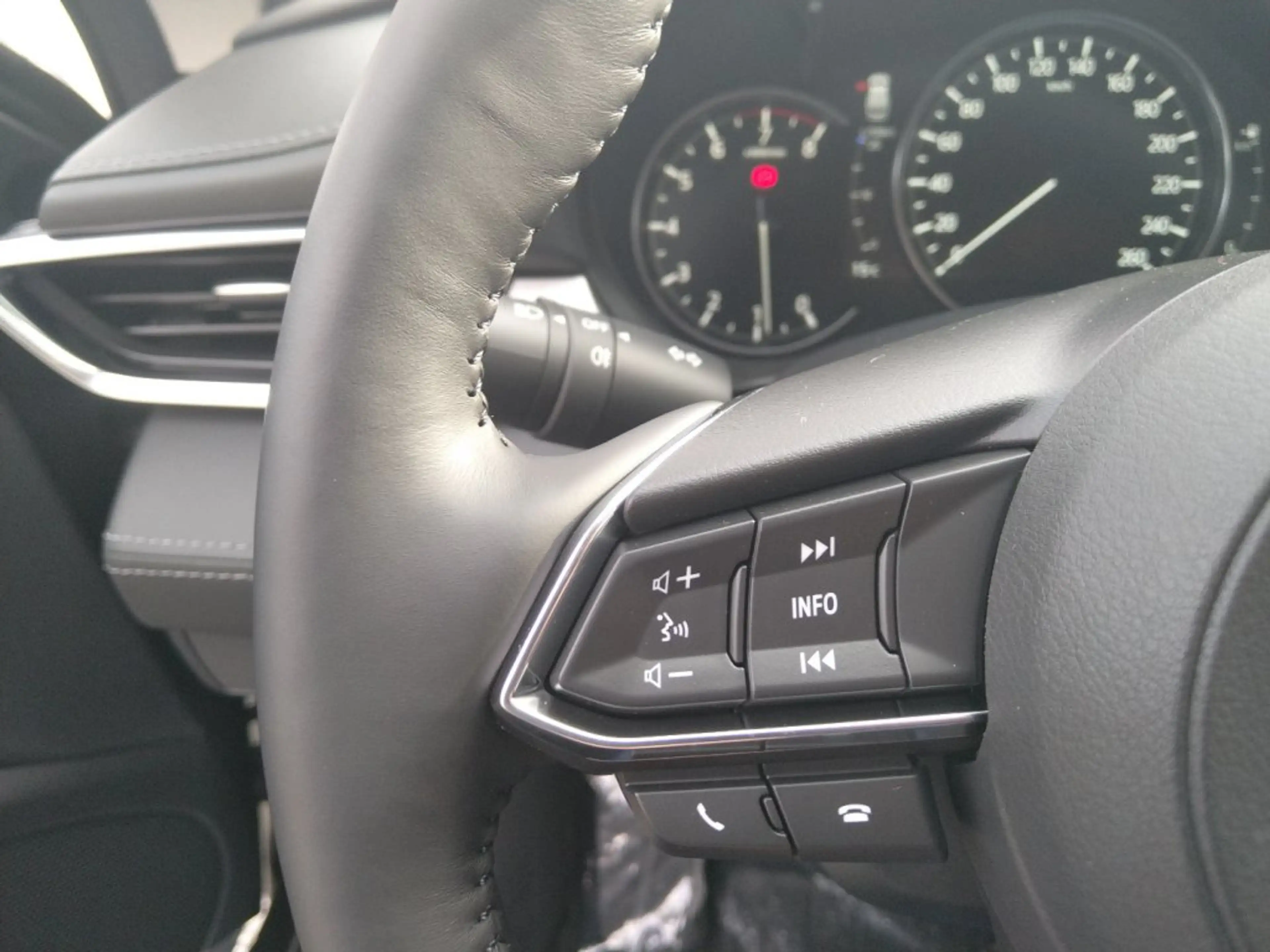 Mazda 6 COMBI G165 EXCLUSIVE — photo 10