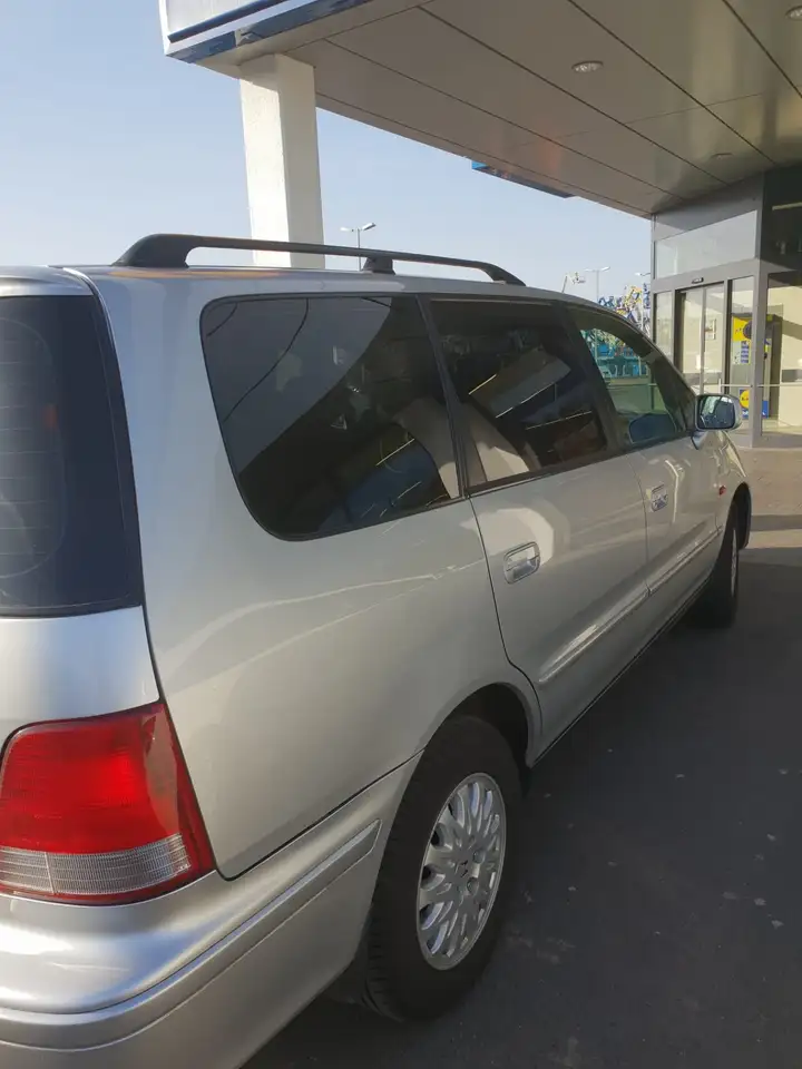 Honda Shuttle 2.3i ES, foto 3