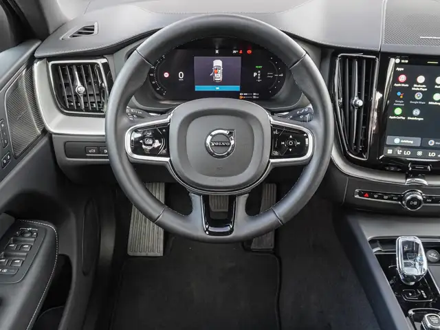 Volvo XC60 view 12