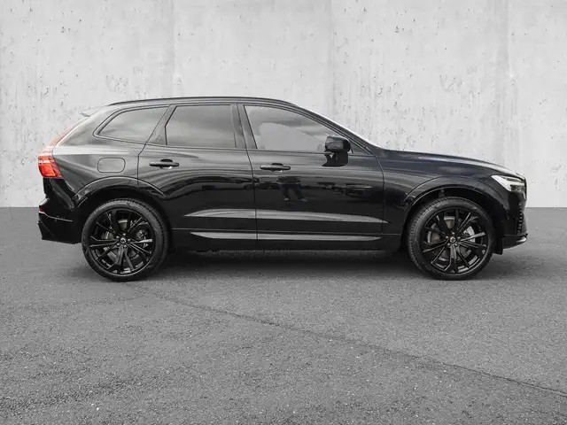 Volvo XC60 view 5