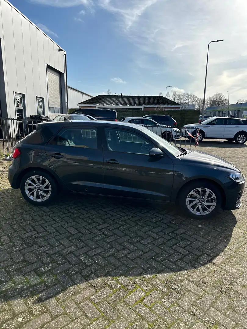 Audi A1 A1 30 TFSI Advanced edition Zilver - 2