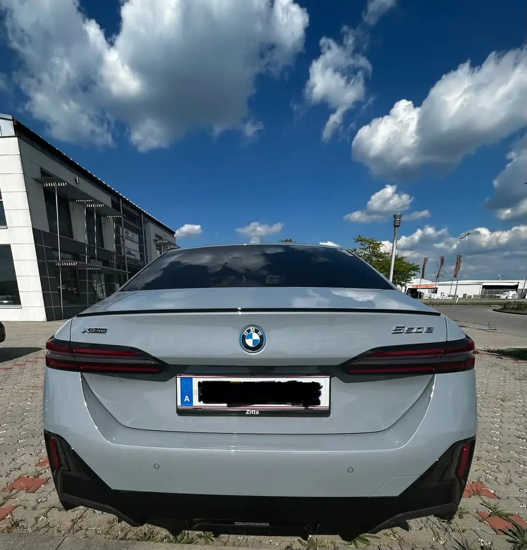 BMW 550 550 e xDrive M Sport Garantie 5J/200.000km + Servi Grau - 2