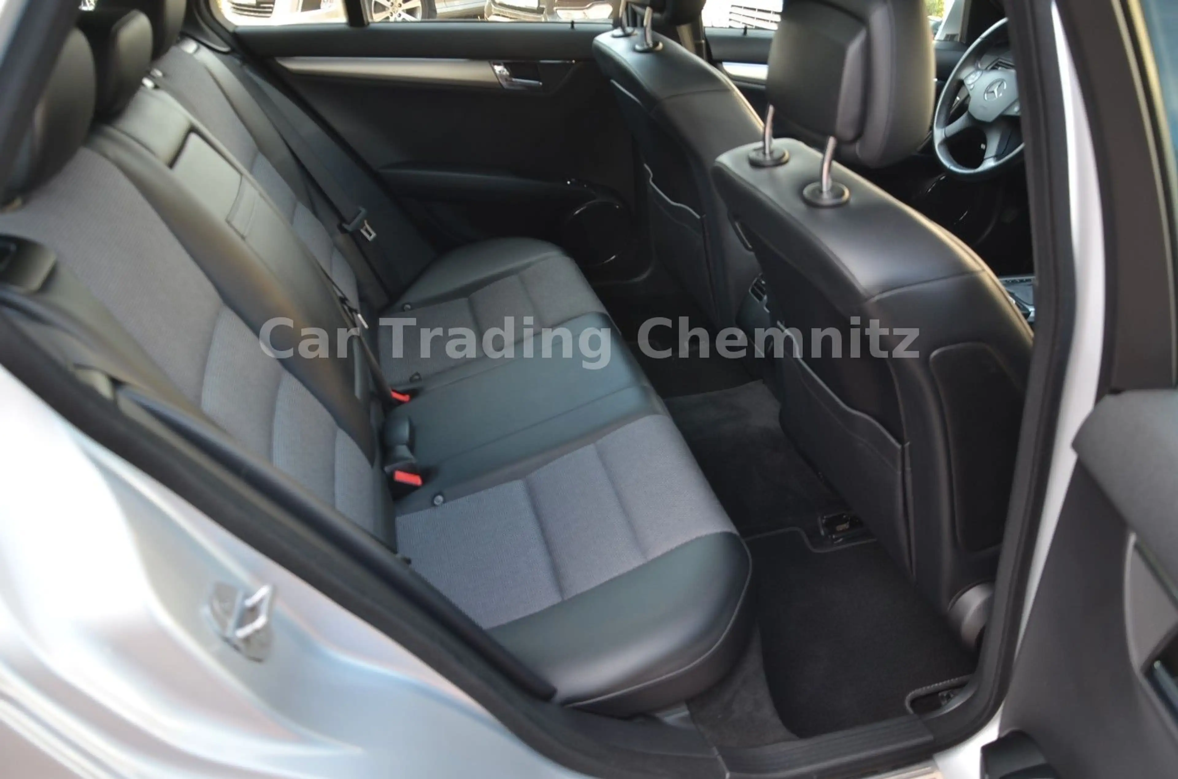 Mercedes-Benz C 250 C250 T Special Edition Xenon Automatik Navi — photo 13