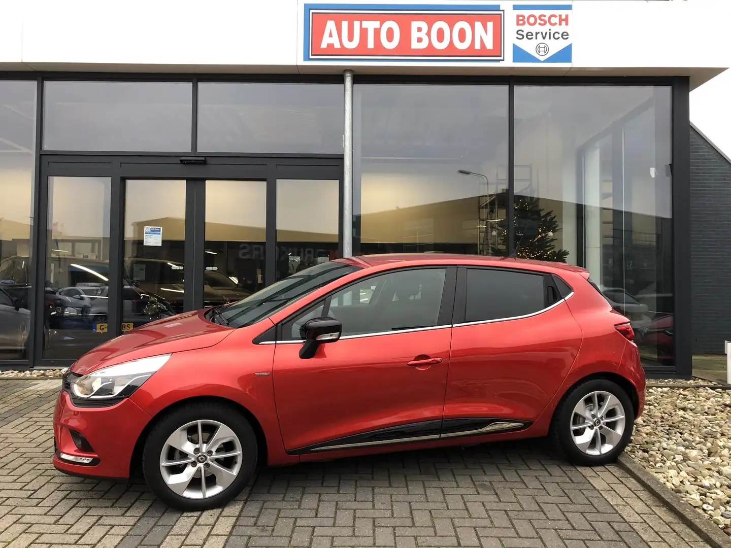 Renault Clio 0.9TCe 90PK LIMITED : NAVI/BT/CC/LMV/AIRCO - NL AU Rouge - 1