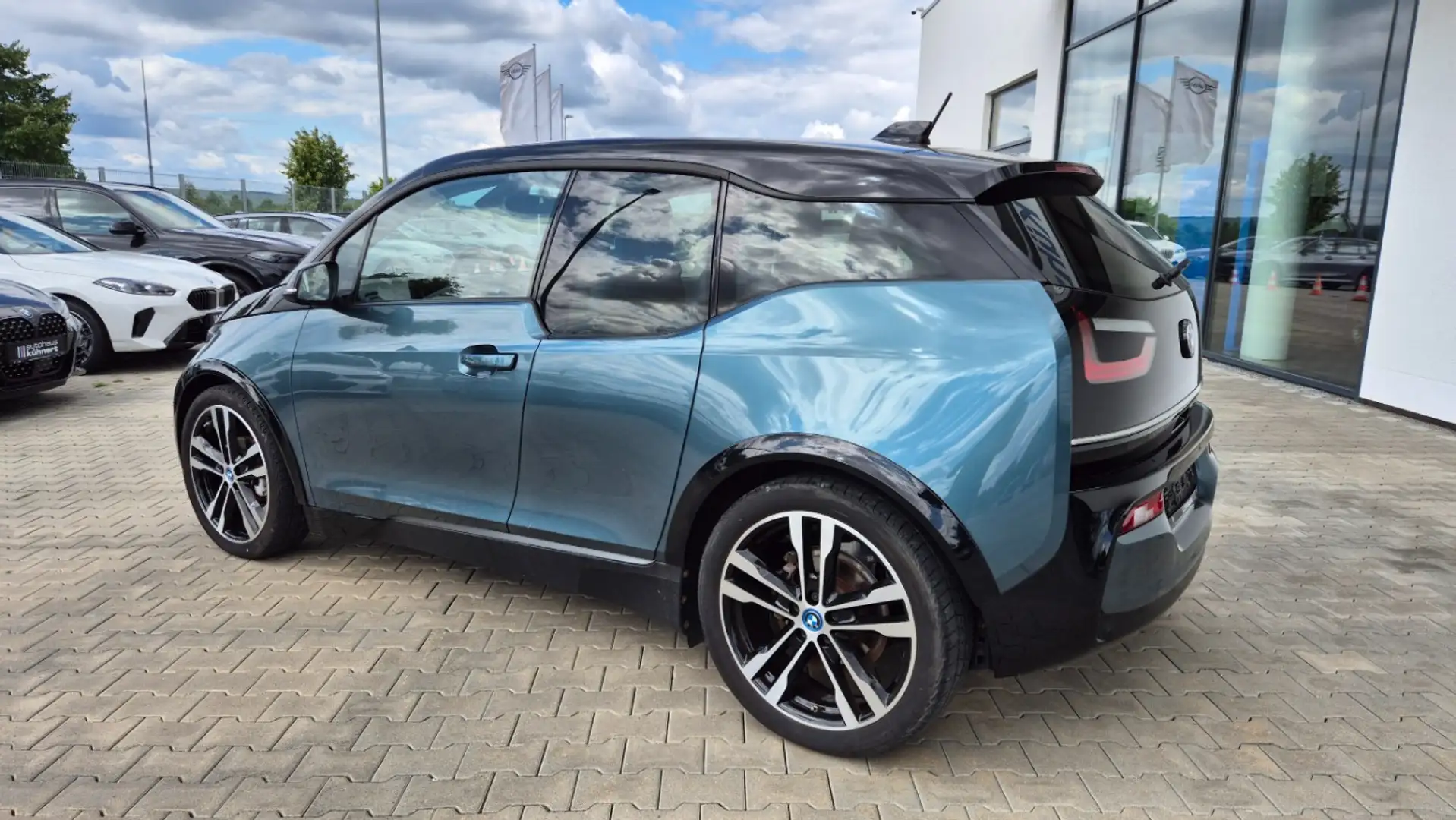 BMW i3 Sport-P./PanoSD/SpurAss/Navi/Rückfahrk./ACC Modrá - 2