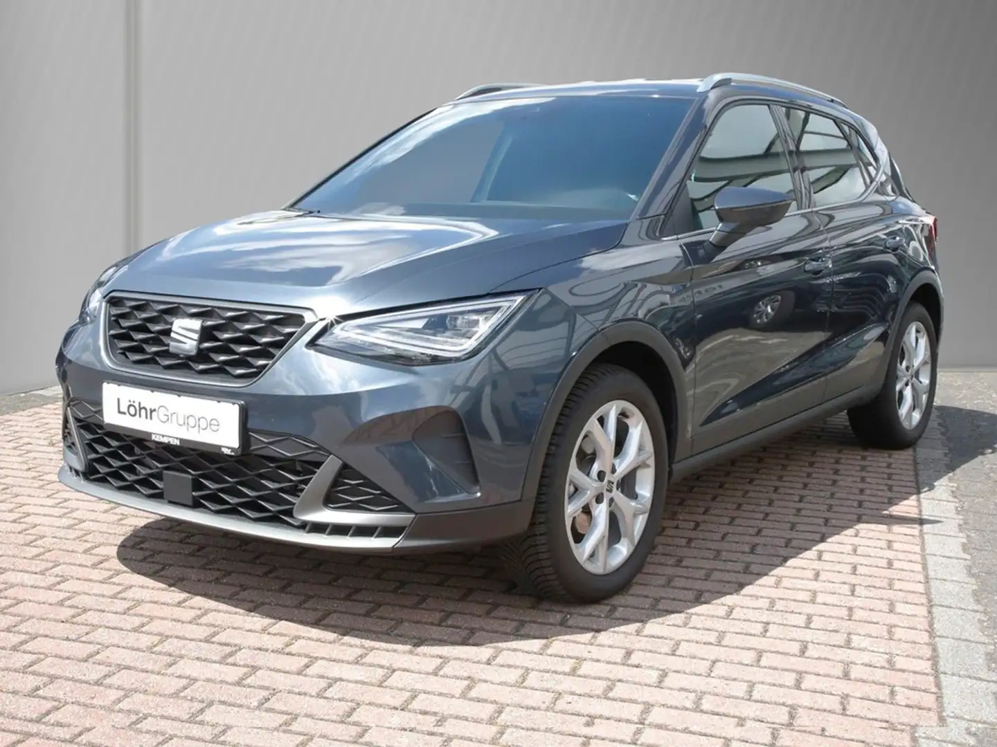 SEAT Arona 1.0 TSI DSG FR 17"Navi+VC+FullLink LED PDC Grau - 2
