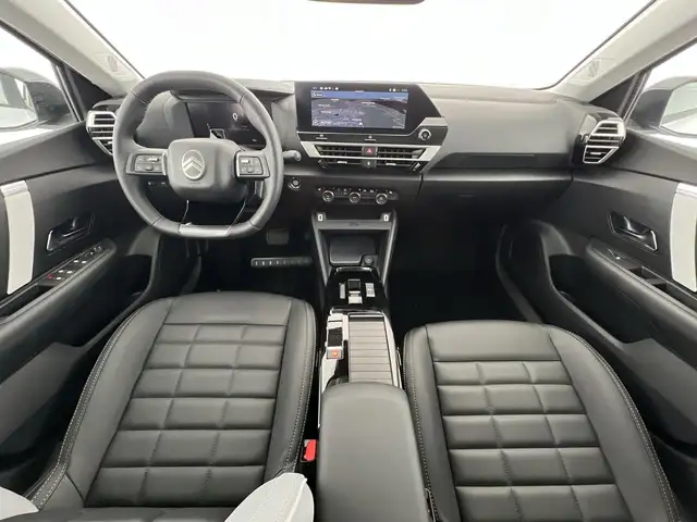 Citroen C4 view 7