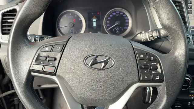 Hyundai Tucson view 8