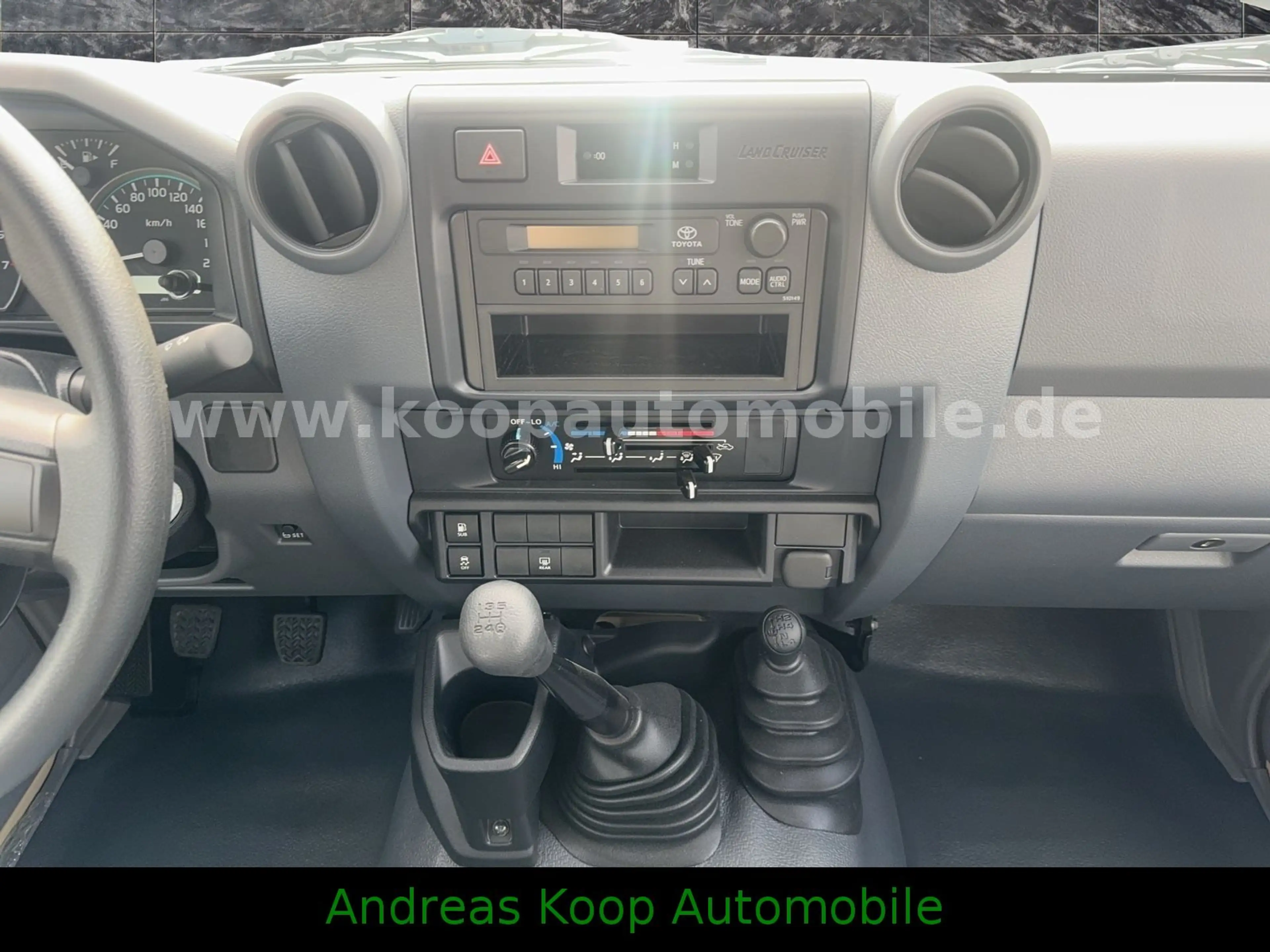 Toyota Land Cruiser GRJ 78 4,0i V6 PowerPaket 2x90 EFH — photo 6