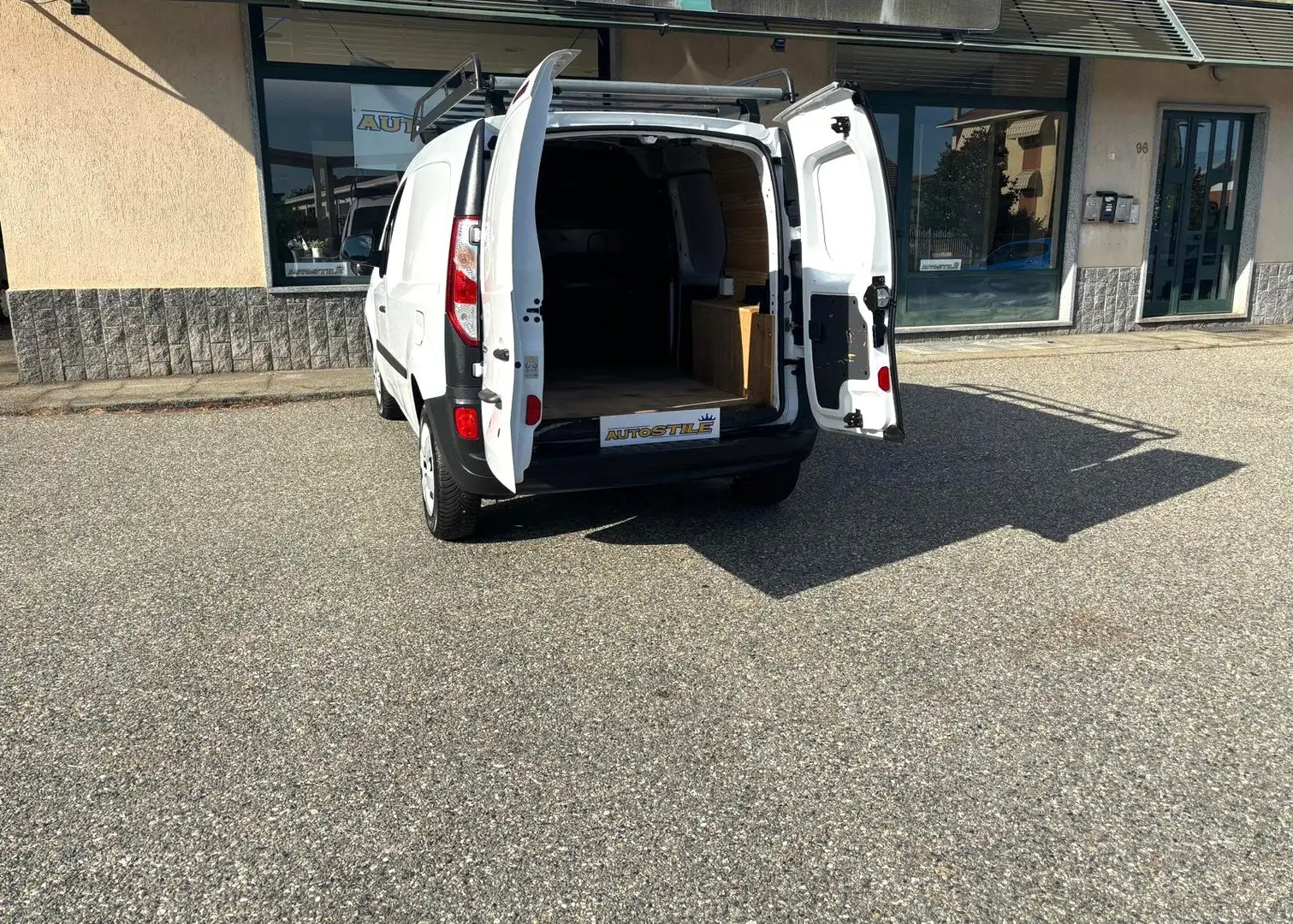 Renault Kangoo 1.5 dCi 95cv N1 - SCAFFALI + PORTATUTTO Bianco - 2