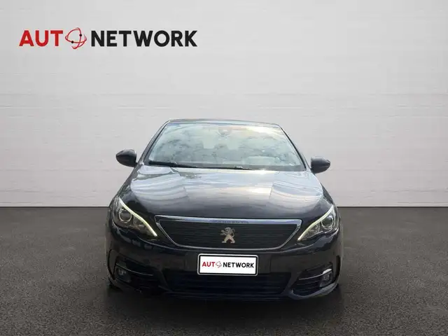 Peugeot 308 view 5