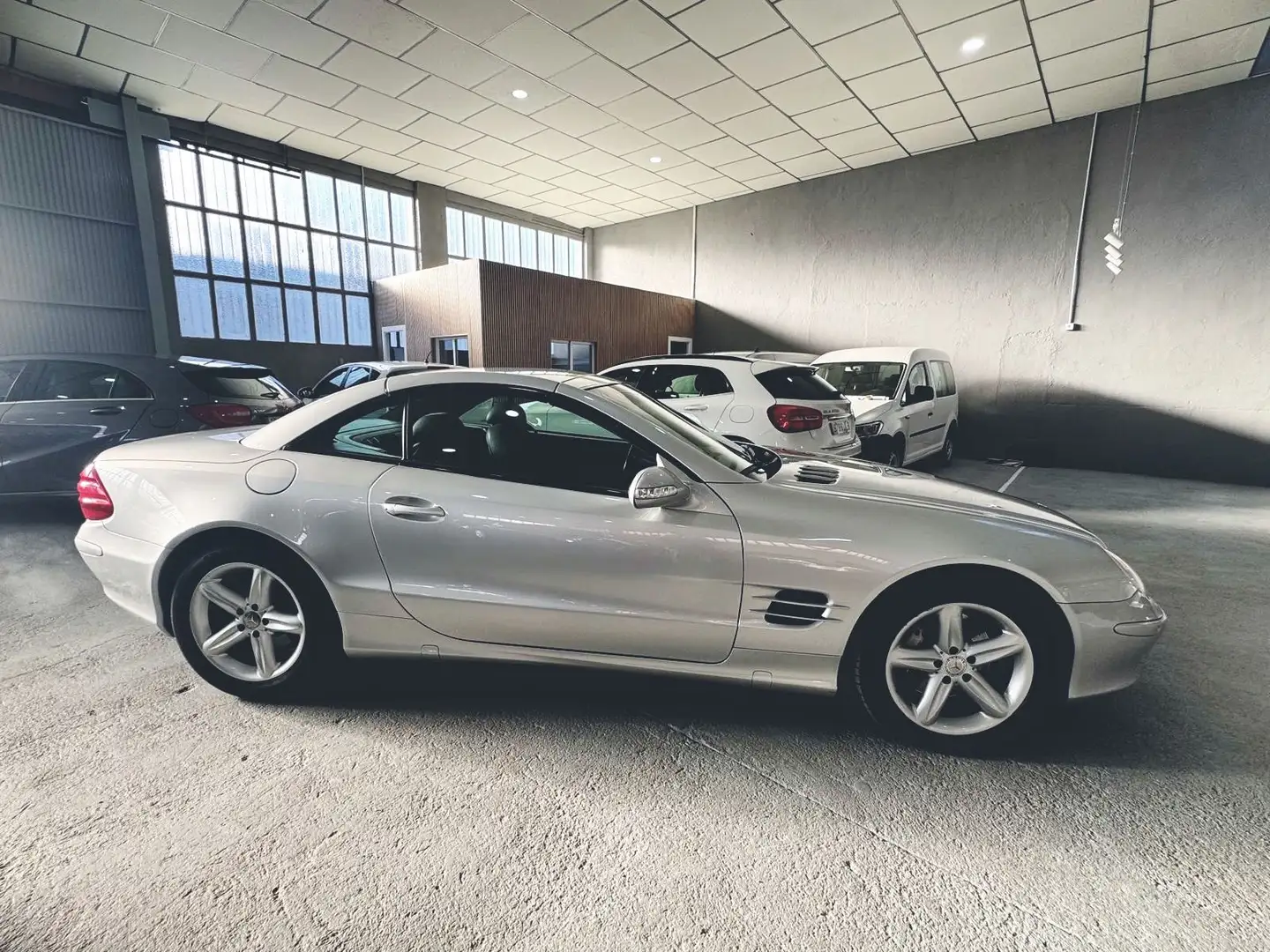 Mercedes-Benz SL 500 SL 500 Aut. Plateado - 2