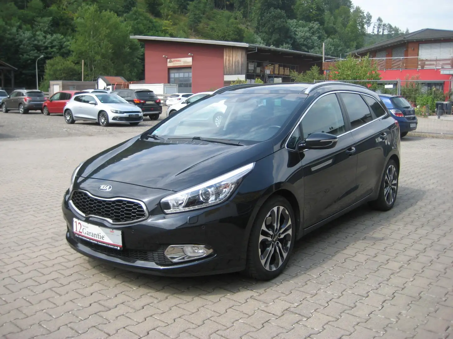 Kia Ceed SW / cee'd SW Platinum Ed.-AHK-NAVI-Shzg-Lradhzg-AUTOMATIK-XENON Schwarz - 2