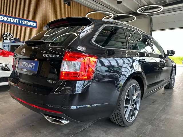 Skoda Octavia view 2