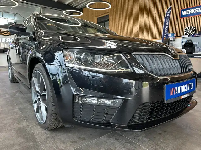 Skoda Octavia view 3