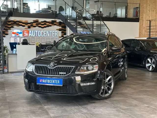 Skoda Octavia main image