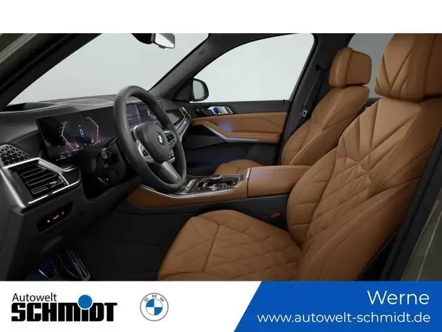 BMW X5 view 3