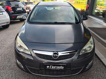 1.7 CDTI 110CV Sports Tourer Cosmo