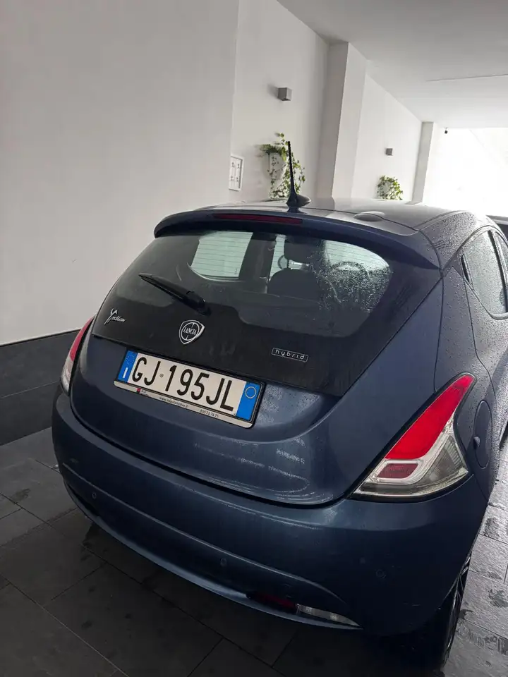 Lancia Ypsilon 2021 — фото 7