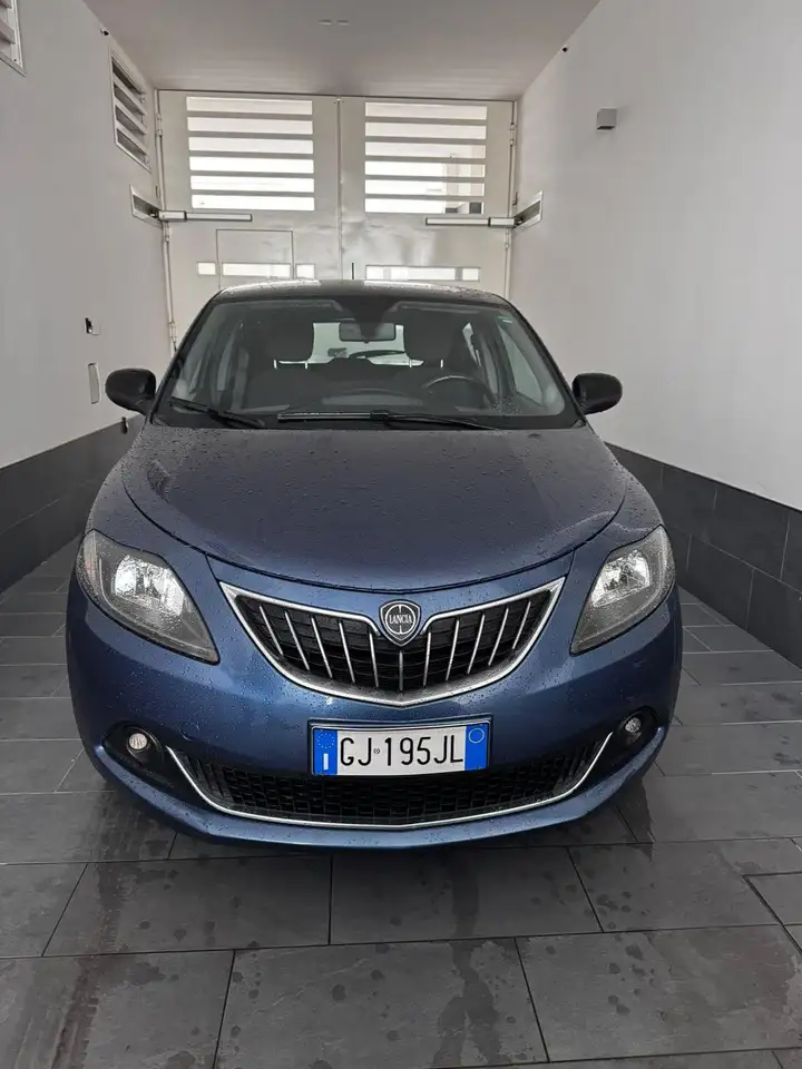 Lancia Ypsilon 2021