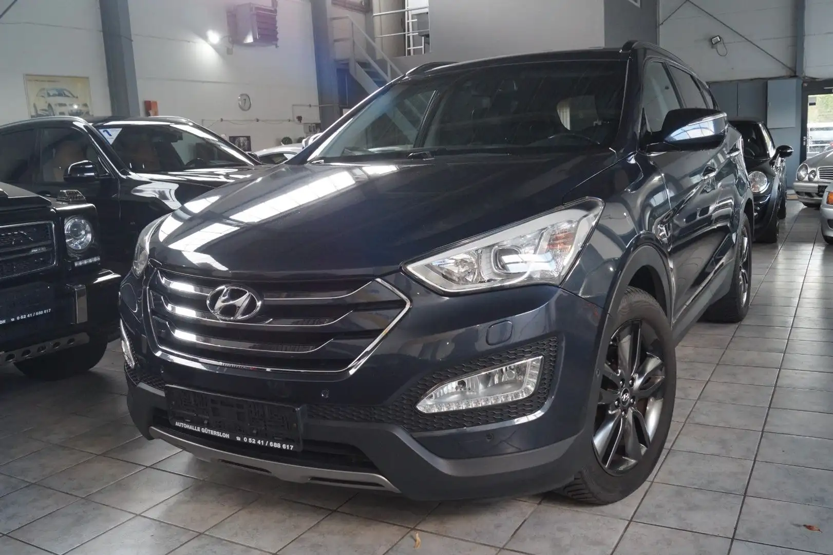 Hyundai SANTA FE 2-2 Premium 4WD*Leder*AHK*Kamera* - 1