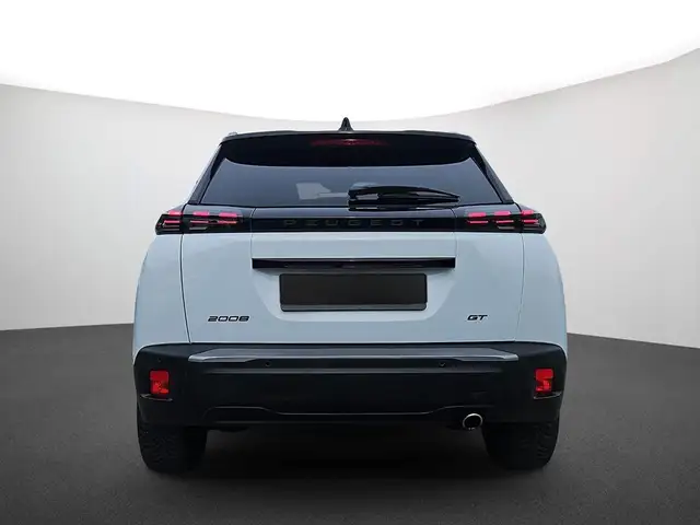 Peugeot 2008 view 4