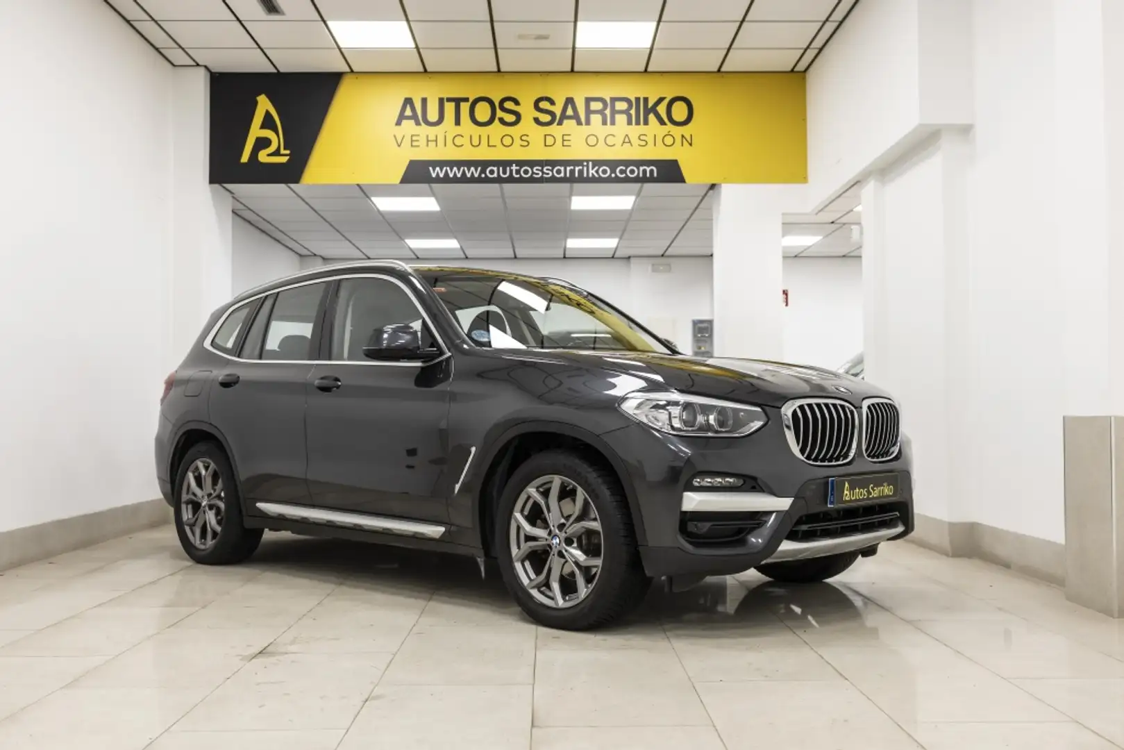 BMW X3 xDrive 20dA xLine Grijs - 1