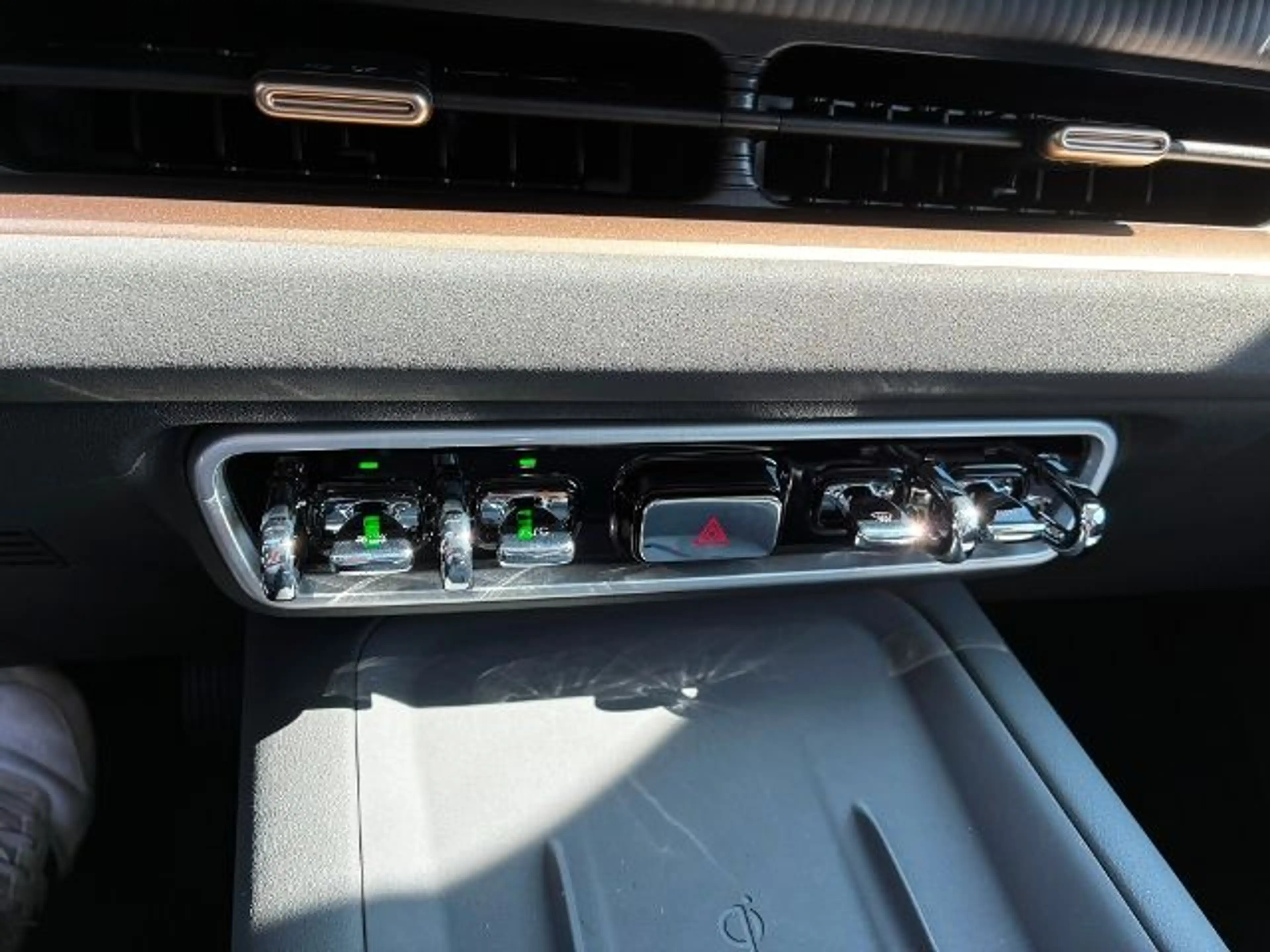 GWM ORA 5 SUV Hybrid Luxury inkl. Panoramadach — photo 15