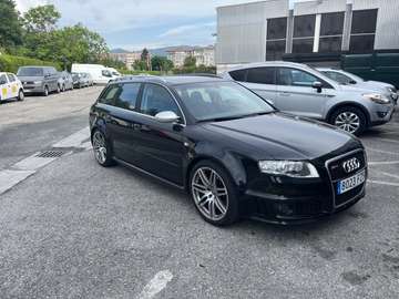 Avant 4.2 V8 FSI quattro