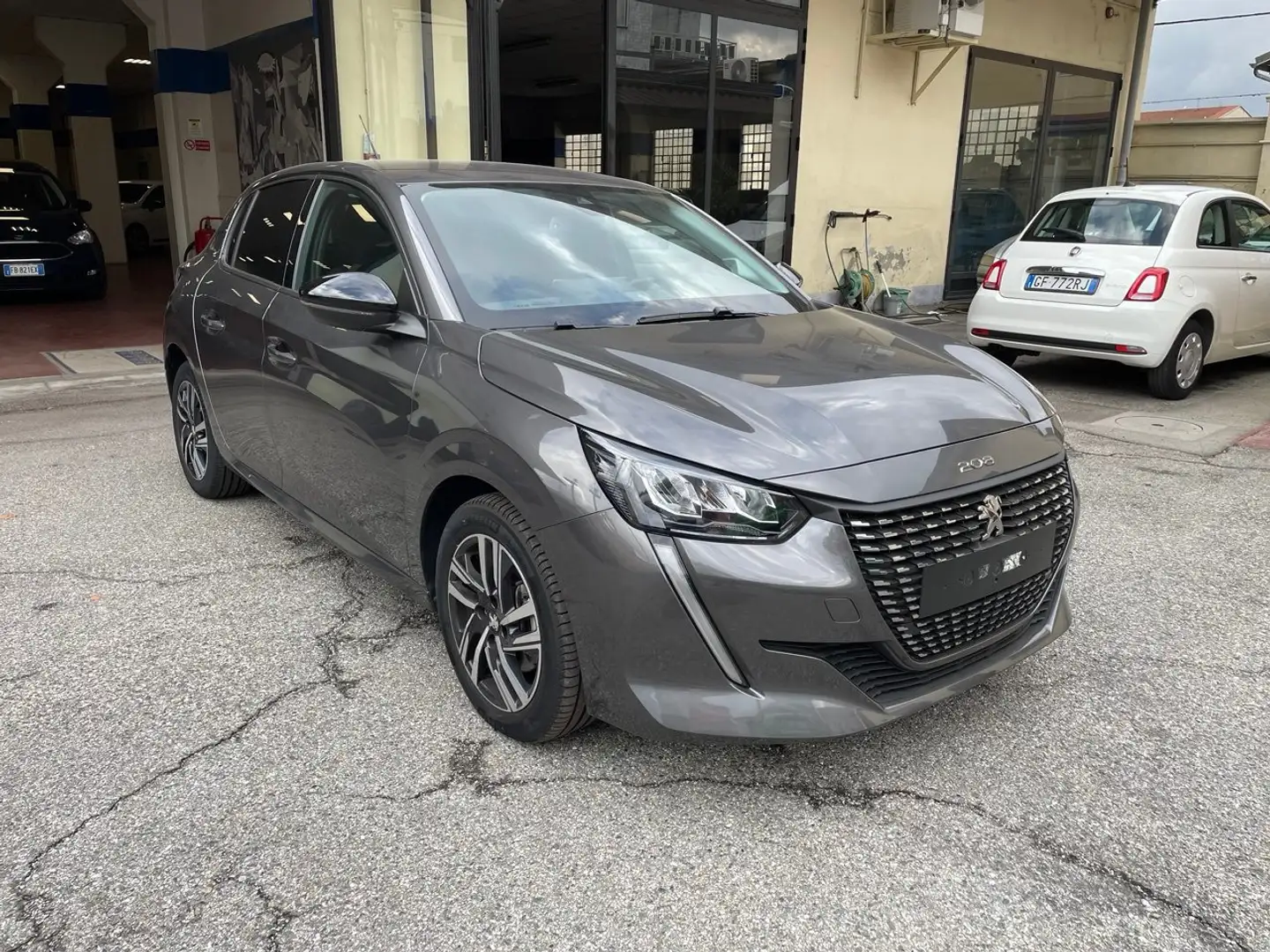 Peugeot 208 PureTech Allure s Gris - 1
