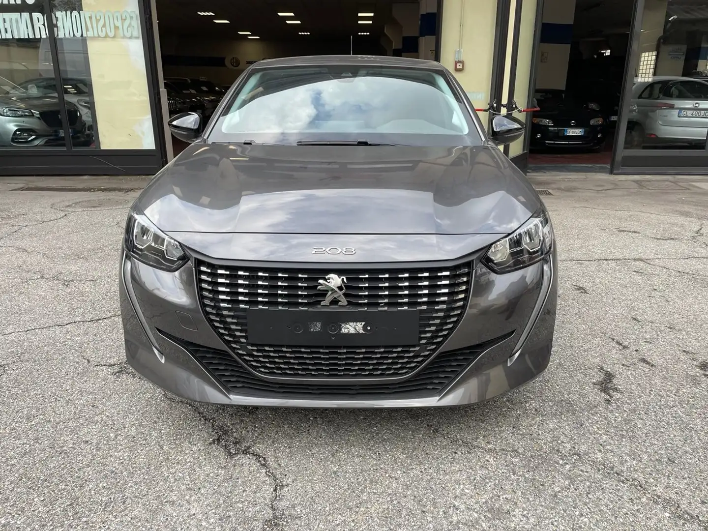 Peugeot 208 PureTech Allure s Gris - 2