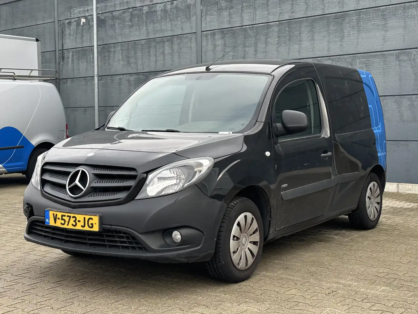 Mercedes-Benz Citan 108 CDI BlueEFFICIENCY Weinig Km's VERSNELLINGSBAK Zwart - 1