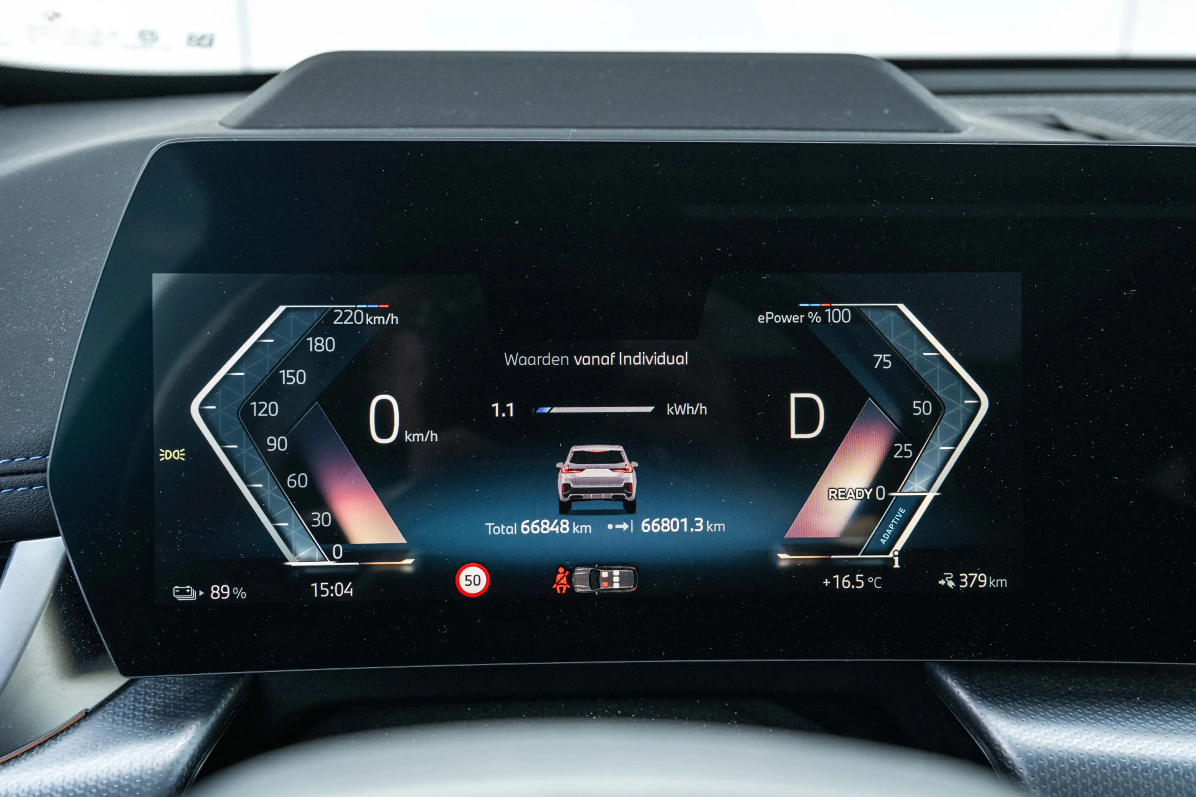 BMW iX1 eDrive20 M sport / Panoramadak / Sportstoelen / Ad — photo 10