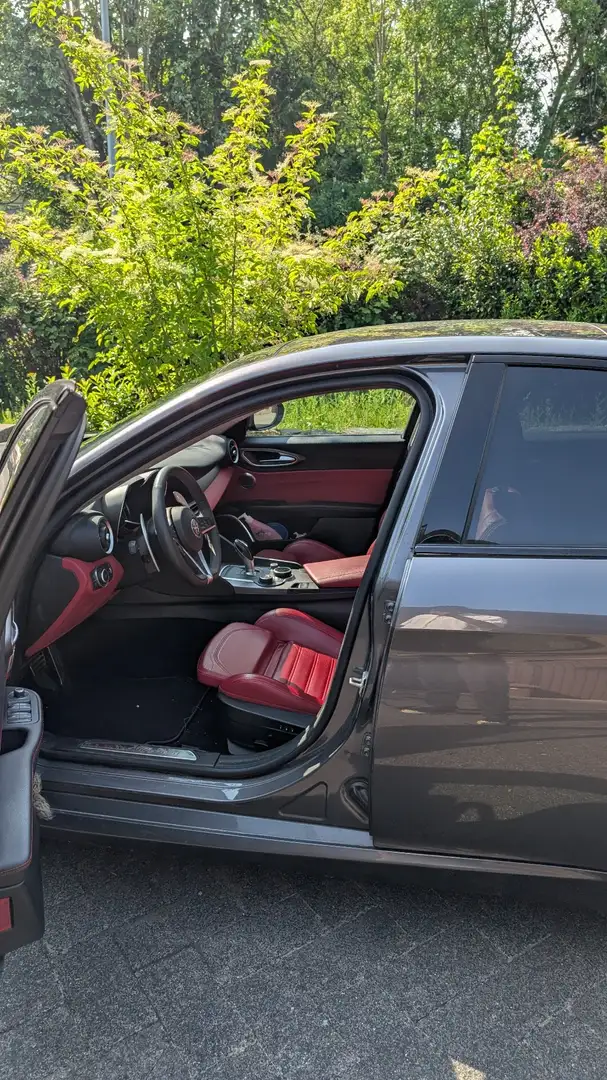 Alfa Romeo Giulia 2.2 Diesel AT8-Q4 Veloce - 1