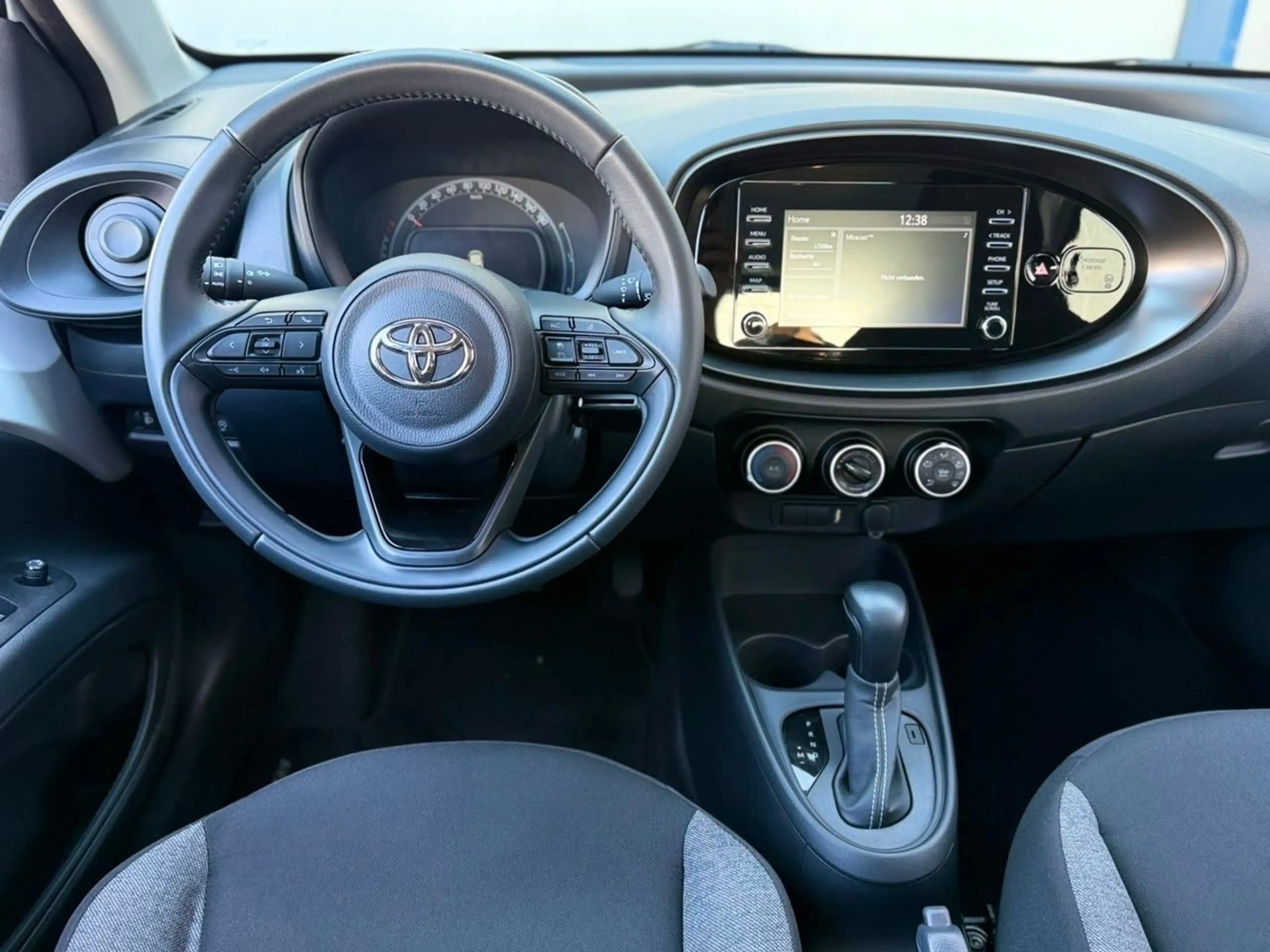 Toyota Aygo X Play — photo 13