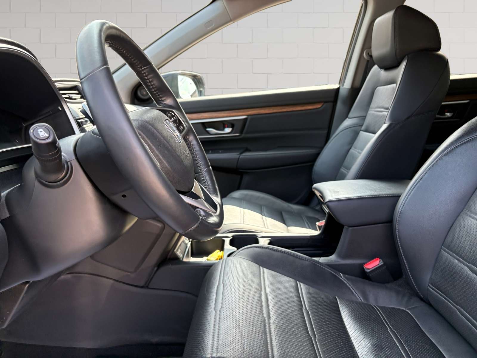 used 2021 Honda CR-V car, priced at $30,588
