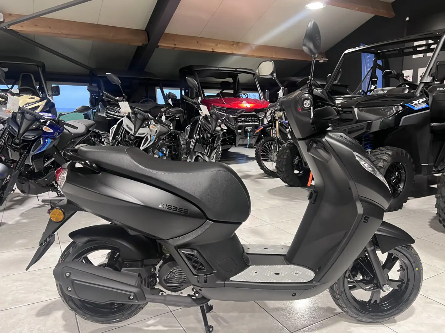 Peugeot Kisbee Black Edition CL A   25 km/h Negru - 1