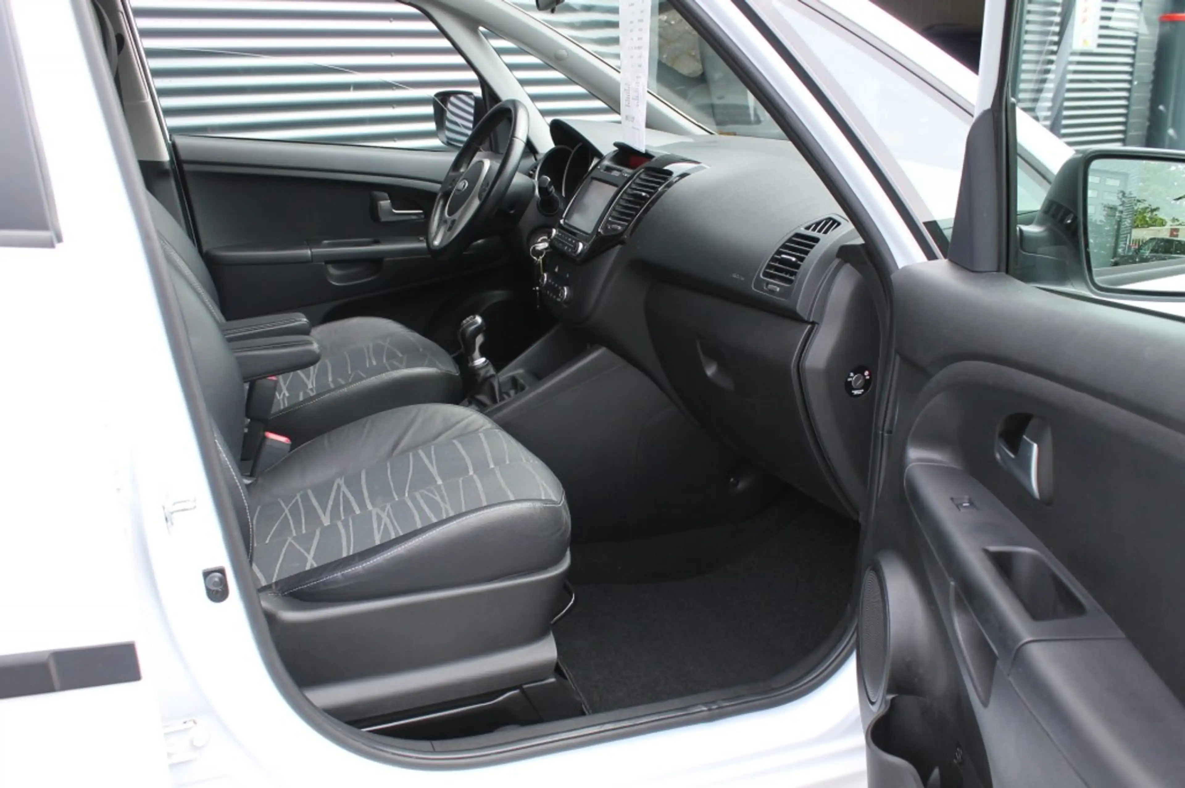 Kia Venga 1.4 CVVT Dynamic Plus Line Navigatie - 1e Eigenaar — photo 3